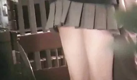 Prekrasnu japansku djevojku jebe dva momka retro sex xxx