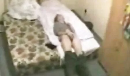 Vruća plavuša voli da dominira sex vintage film