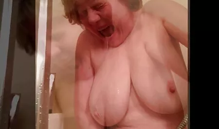 Babe masturbira kurac danish retro xxx nježnim rukama
