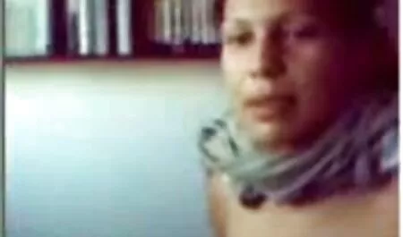 Lijepa maca dobiva retro sex film veliki kurac i puno sperma