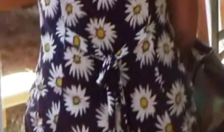 Tip želi vintage porn cinema biti unapređen na poslu, ali šef mu je žena. Ne zanimaju ga njegovi uspjesi, samo želi seksati s njim