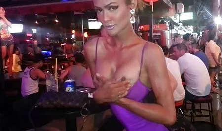 Kuhar vintage porn cinema je jebao streptizer u klubu