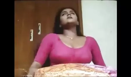Tri su retro movie xxx se jebala seksi brineta