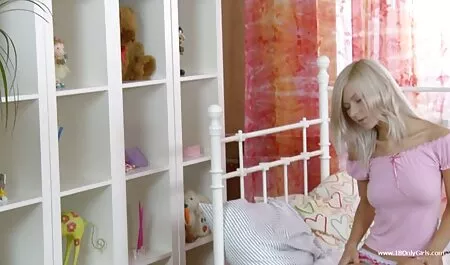 Plavuša drkanje retro xxx tube joj mokro maca dildo