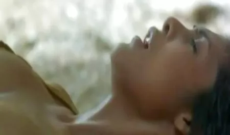 Britney se miluje film retro sex ljubičastim dddlom
