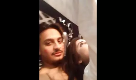 Moja prijateljica je poderala moju film xxx retro mamu, jer je i sama to željela