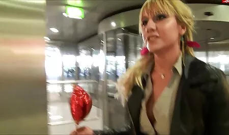 Mlada baba upala je u grubu grupu german retro xxx
