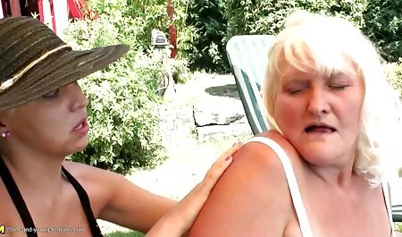Hot sperma na svojim velikim vintage old porno prirodnim sisama