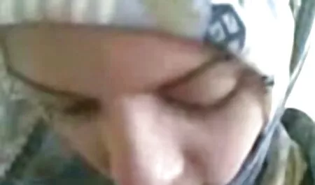 Lijepa film vintage porn beba izlila cum preko usta