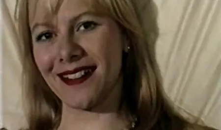 Dvije retro sex xxx plavokose lezbijke stvarno žele seks