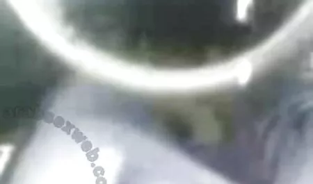 Gay je punio limenku sex film vintage u svojoj točki
