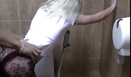 Jebene dvije prostitutke između sex vintage xxx sise