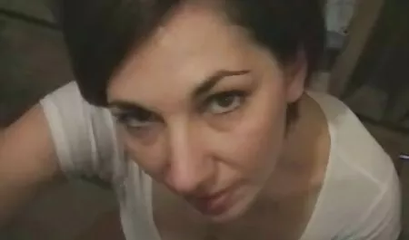 Mlada kuja dopušta momku da vintage retro xxx im sisa bradavice