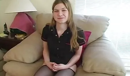 Kučka seksualno zavrti classic porno movis joj dupe
